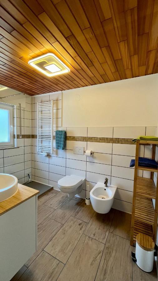 Bed and Breakfast Franky House Am Nuerburgring Quiddelbach Esterno foto