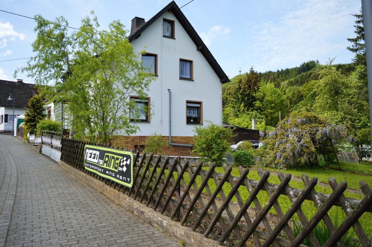 Bed and Breakfast Franky House Am Nuerburgring Quiddelbach Esterno foto