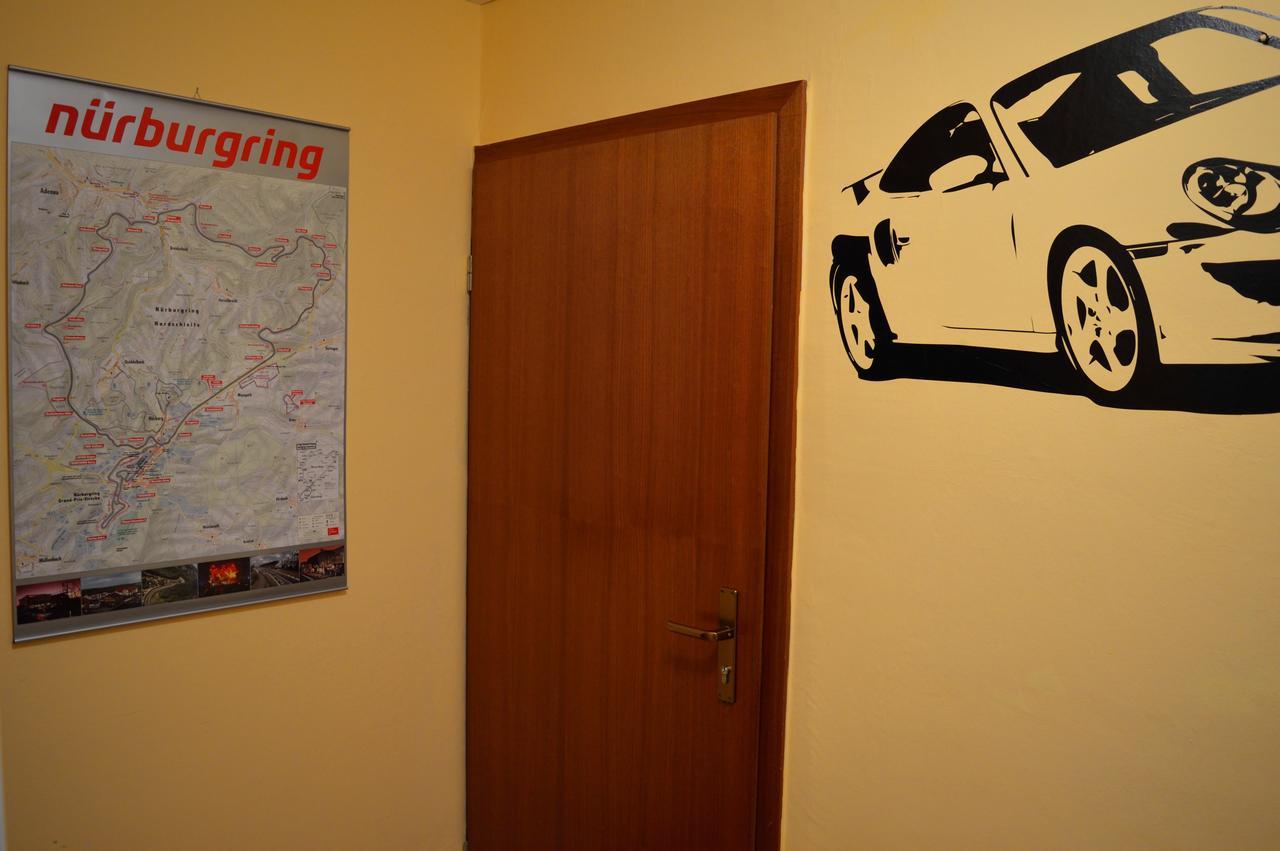 Bed and Breakfast Franky House Am Nuerburgring Quiddelbach Esterno foto